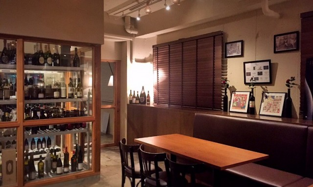 オステリア　タナロ